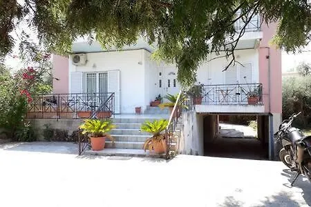 Tilemachos 1 Arachovitika